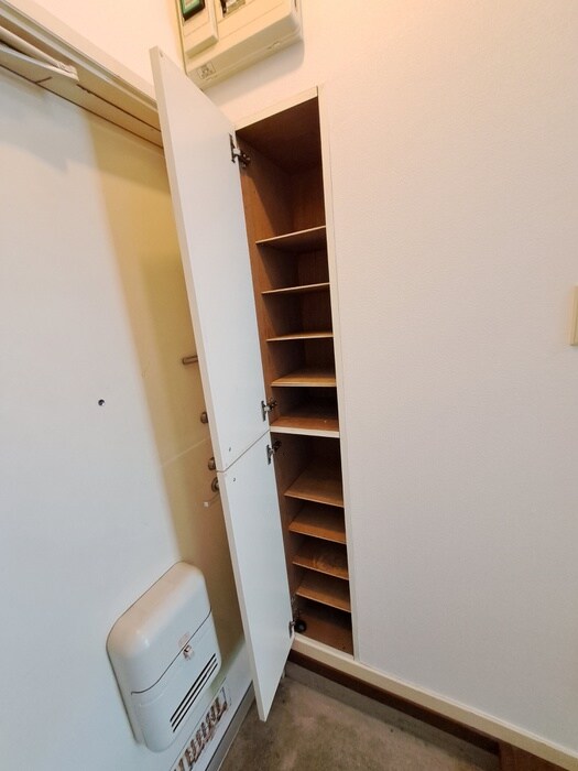 物件内観写真20　(靴箱)