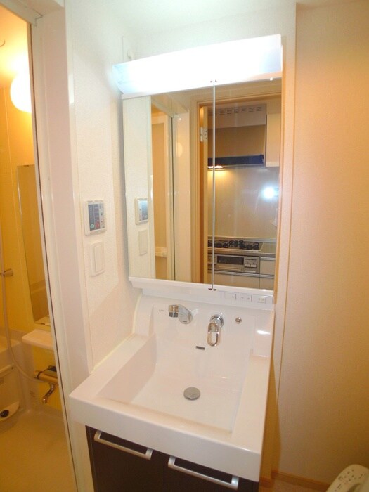 物件内観写真12　(洗面)