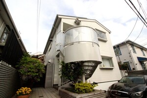 桜新町アパートメンツ外観写真