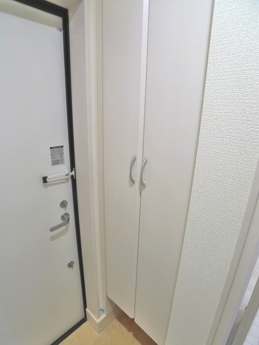 物件内観写真18　(靴箱)