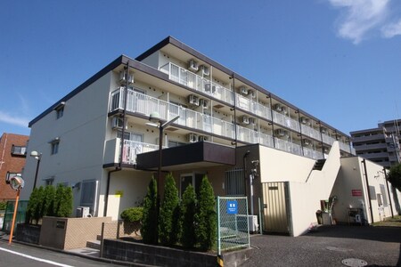 多摩学生マンション外観写真