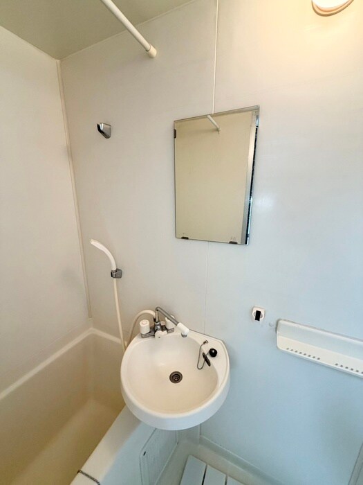 物件内観写真11　(洗面)