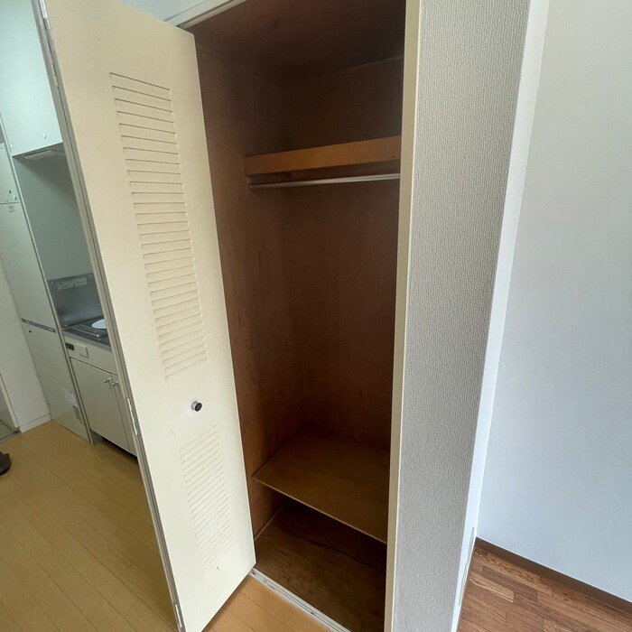 物件内観写真17　(収納)