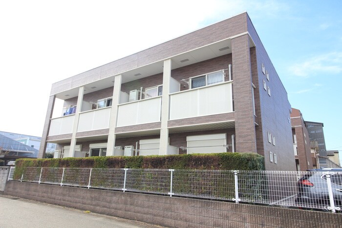 物件外観写真3　(外観写真)