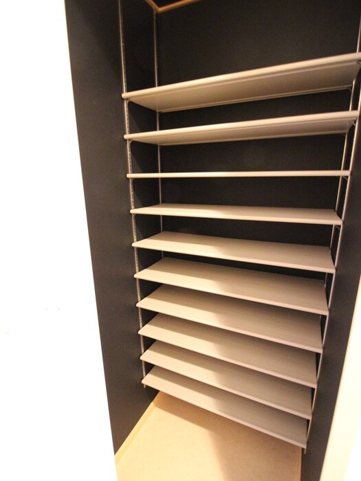 物件内観写真18　(靴箱)