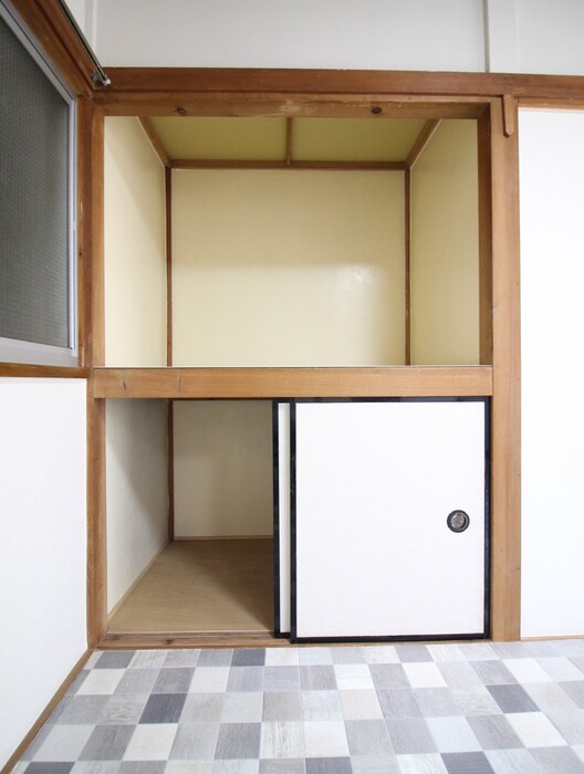 物件内観写真10　(収納)