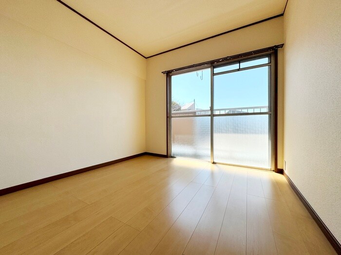 物件内観写真7　(居室)