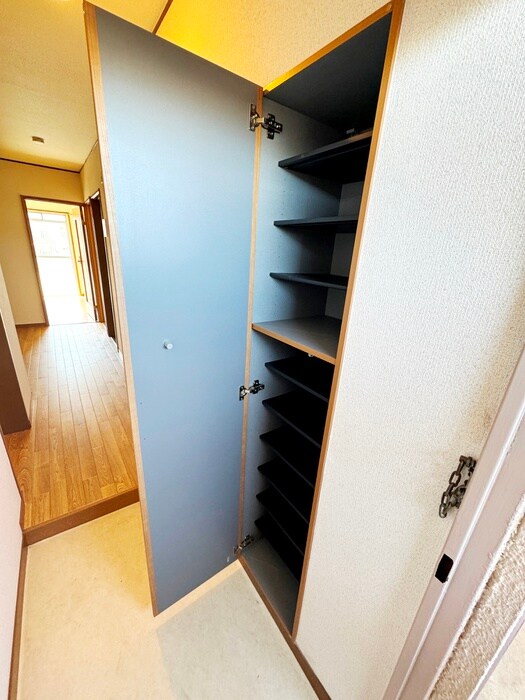 物件内観写真16　(靴箱)