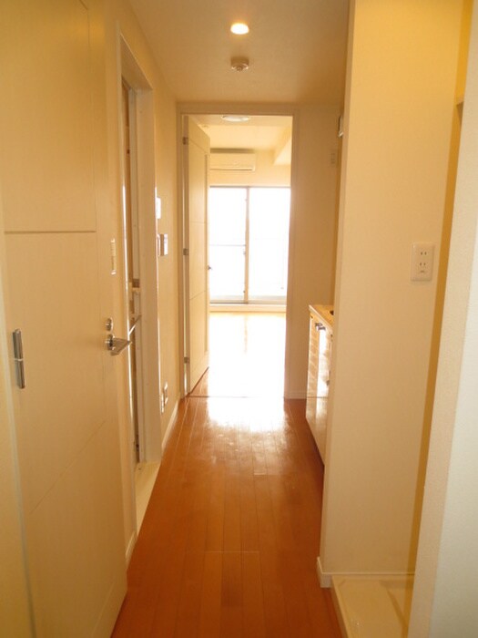 物件内観写真7　(廊下)