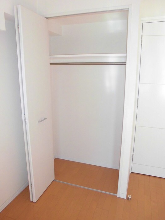 物件内観写真10　(収納)