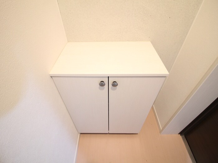 シャンブル英美の靴箱