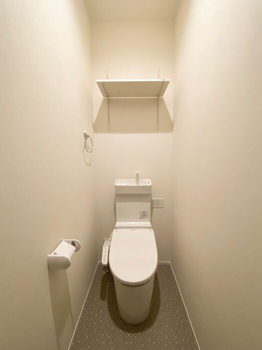 物件内観写真15　(トイレ)