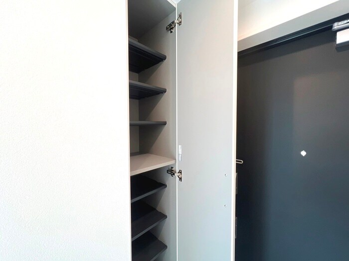 物件内観写真16　(靴箱)