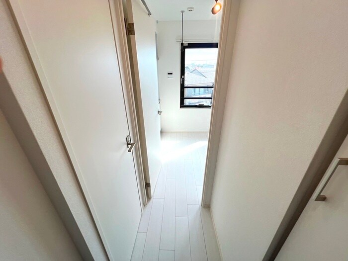 物件内観写真18　(廊下)