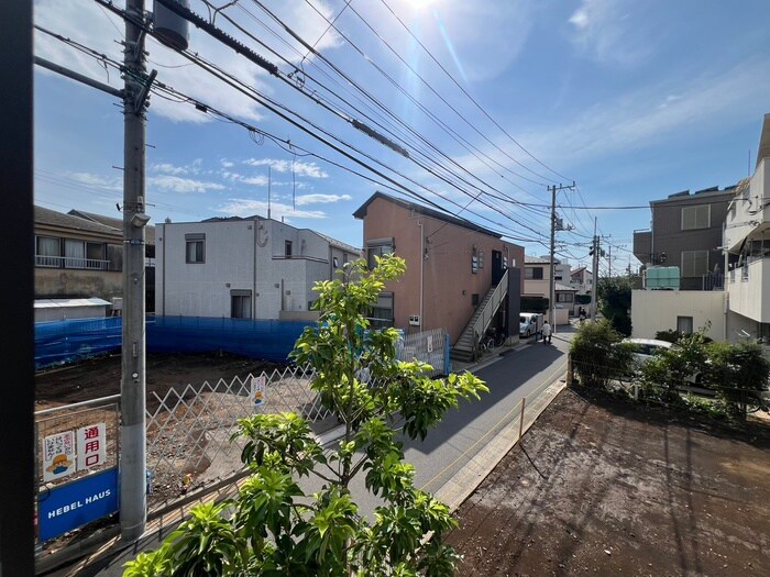 物件内観写真22　(室内からの展望)