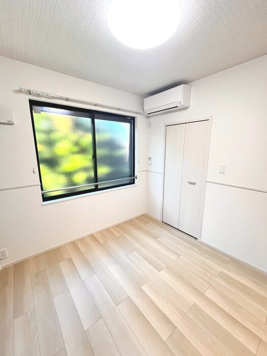 物件内観写真9　(居室)