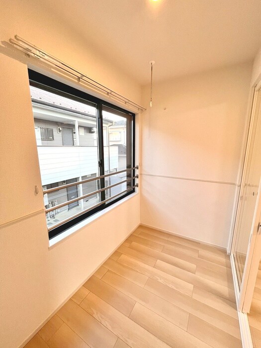 物件内観写真10　(居室)