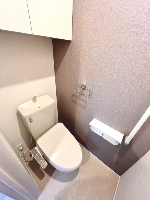 物件内観写真14　(トイレ)