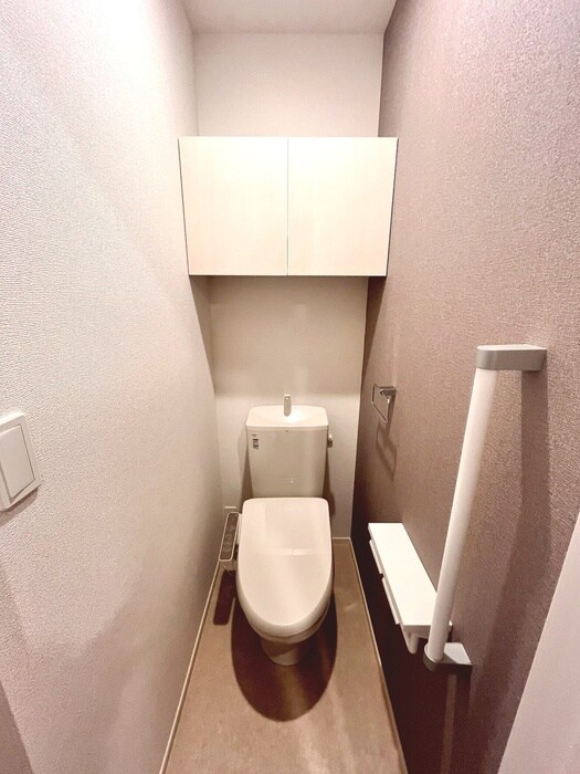 物件内観写真14　(トイレ)