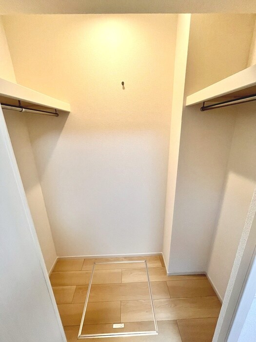 物件内観写真16　(収納)