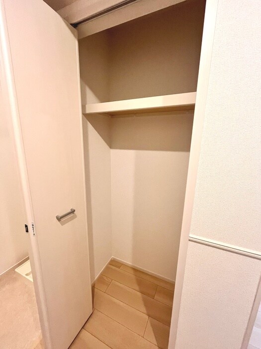 物件内観写真16　(収納)