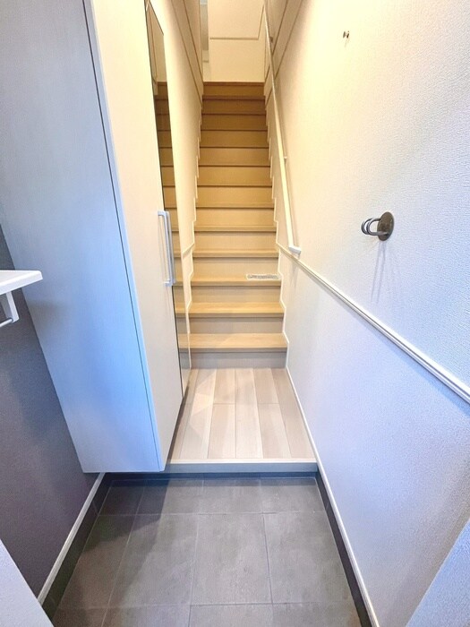 コンフォート　ヒルの玄関