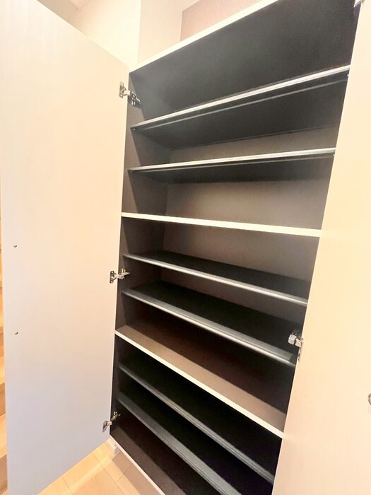 物件内観写真21　(靴箱)