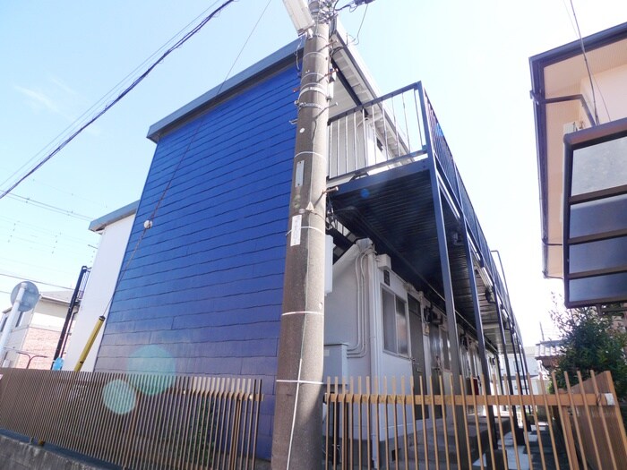 物件外観写真5　(エントランス部分)