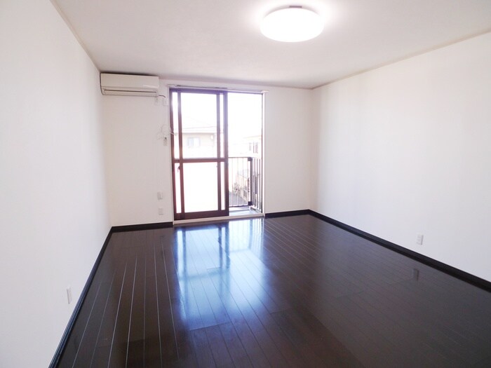 物件内観写真21　(居室)