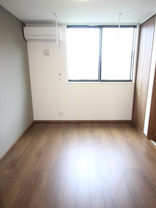 物件内観写真13　(居室)