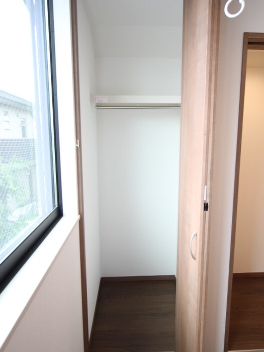 物件内観写真14　(収納)