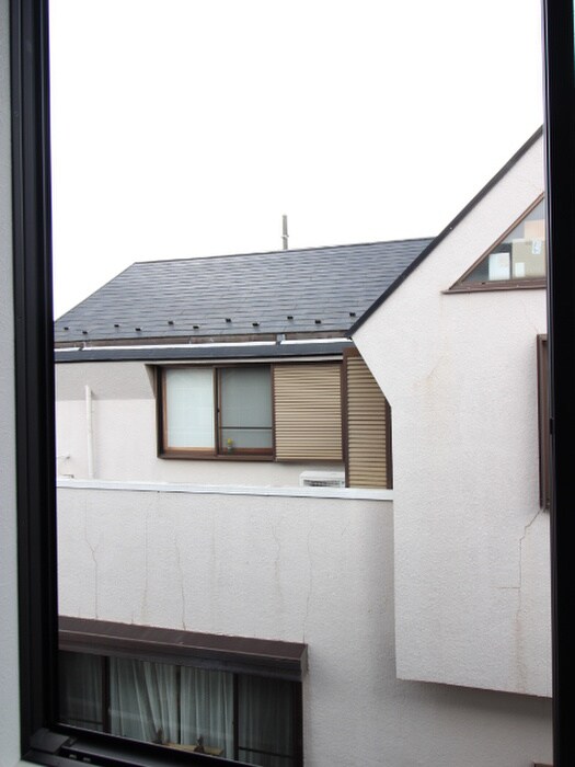 物件内観写真21　(室内からの展望)