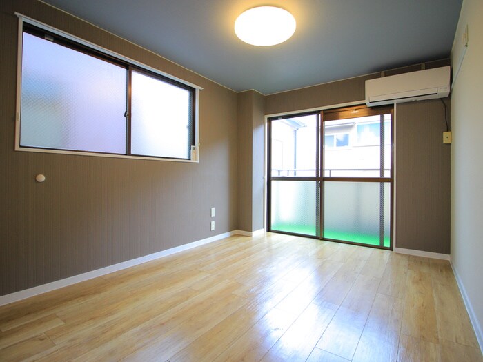 物件内観写真5　(居室)