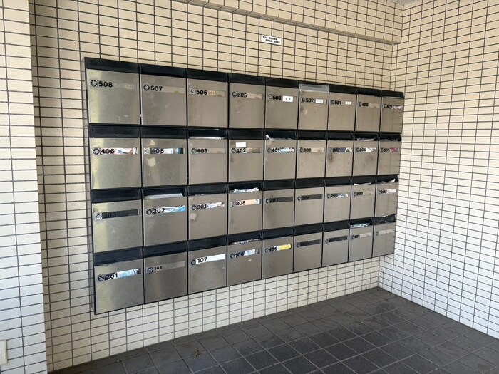 物件外観写真4　(建物設備)