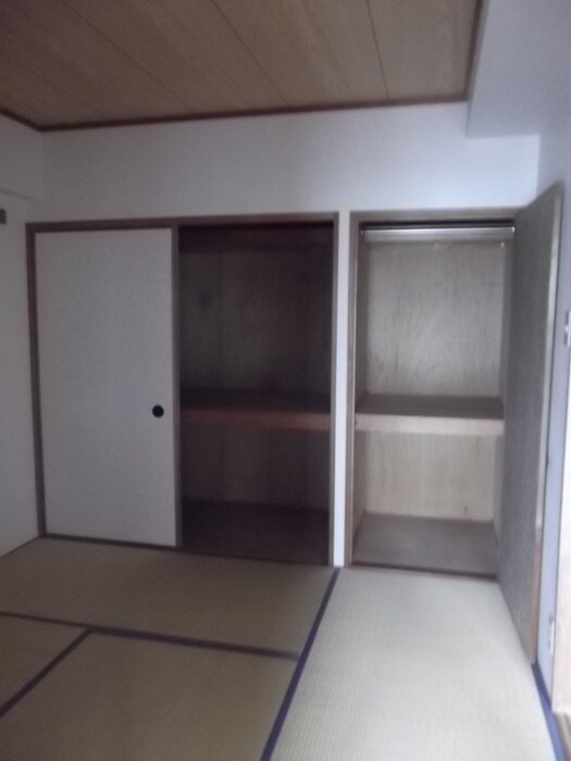 物件内観写真12　(居室)