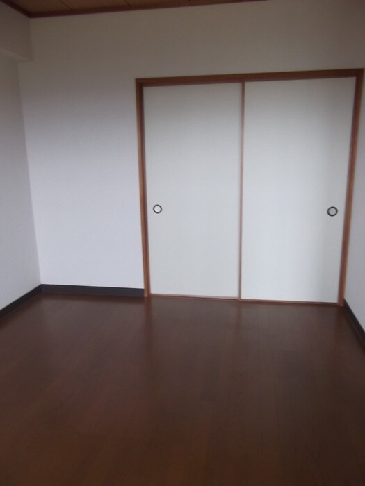 物件内観写真15　(収納)