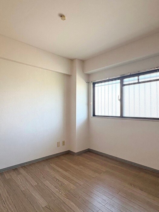 物件内観写真18　(居室)