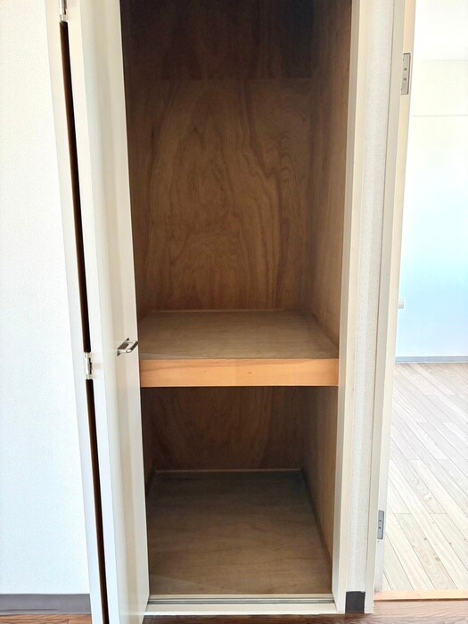 物件内観写真21　(収納)