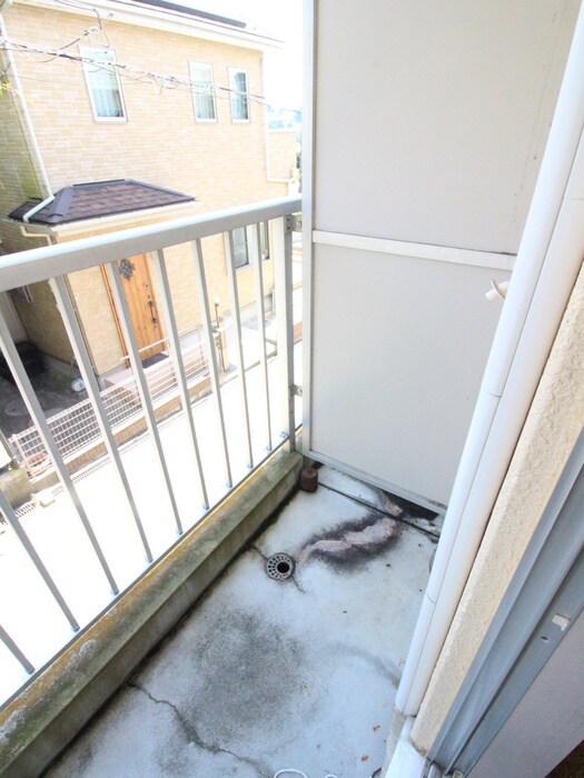 物件内観写真7　(洗濯機置場)