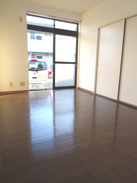 物件内観写真15　(居室)