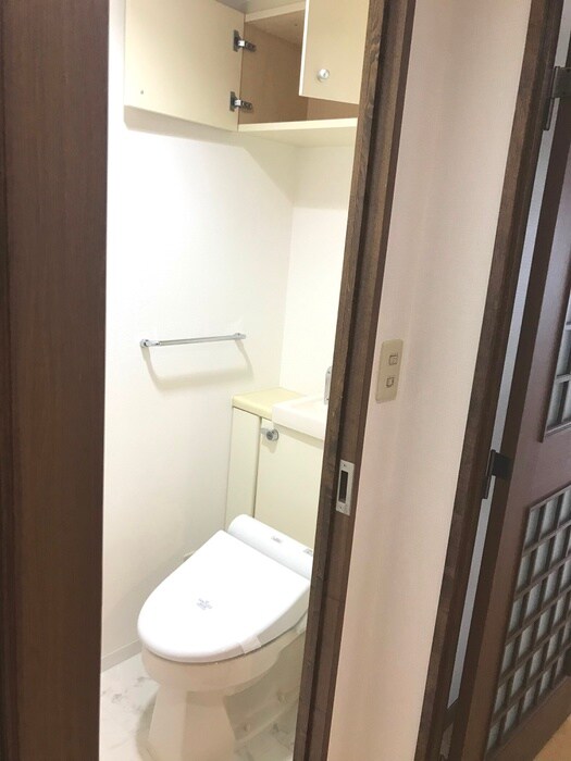 物件内観写真16　(トイレ)