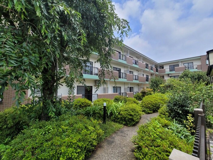 物件外観写真4　(周辺環境)