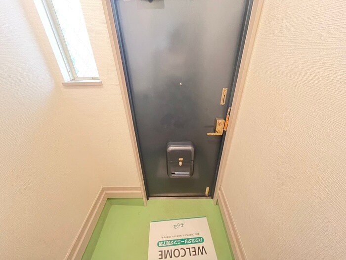 物件内観写真17　(玄関)