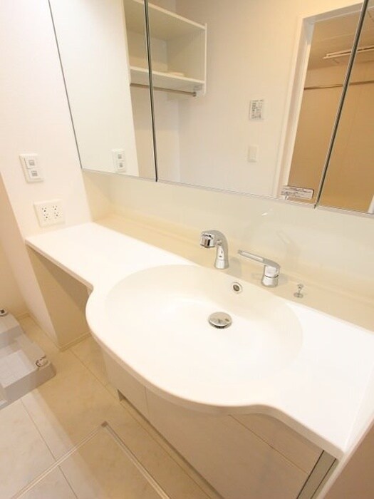 物件内観写真10　(洗面)