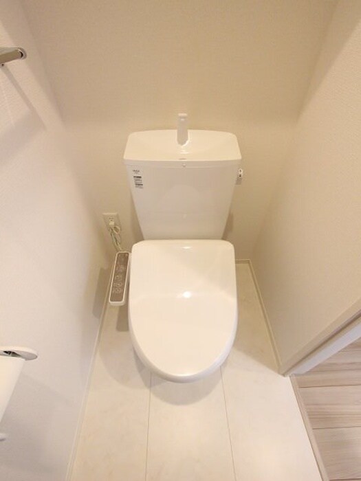 物件内観写真13　(トイレ)