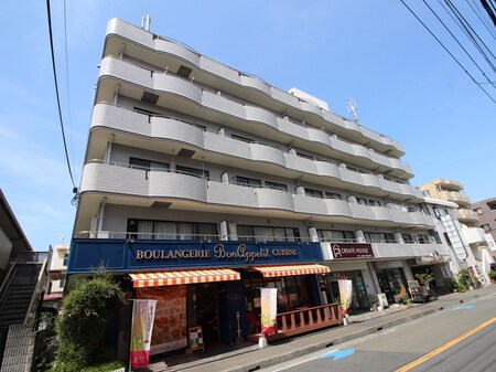 エクレール東林間 ２番館外観写真