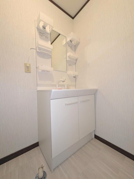 物件内観写真18　(洗面)