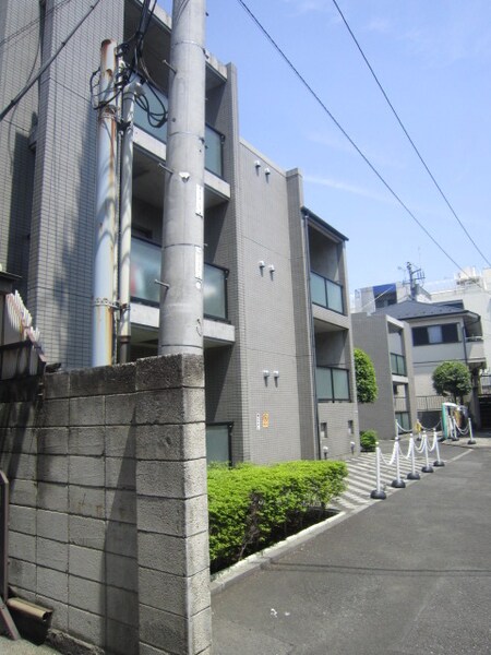 Ｐｉｎｅ　Ｆｉｅｌｄ外観写真