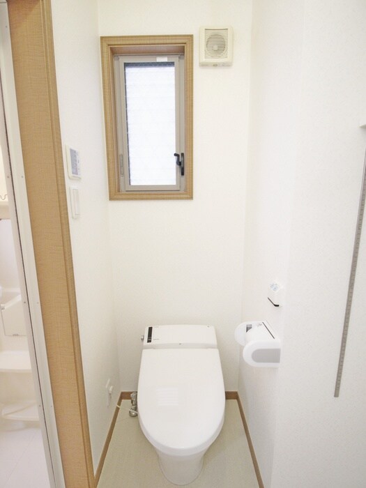 物件内観写真12　(トイレ)