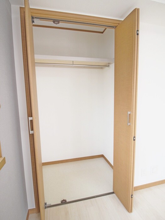 物件内観写真15　(収納)